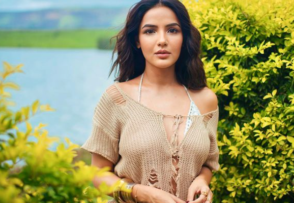 Jasmin Bhasin’s Eye Injury: Inside the Actress’s Battle with Corneal Damage