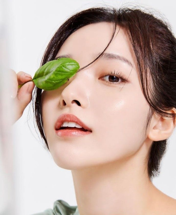 How to Get Glass Skin: Proven Skincare Tips for a Flawless, Luminous Look